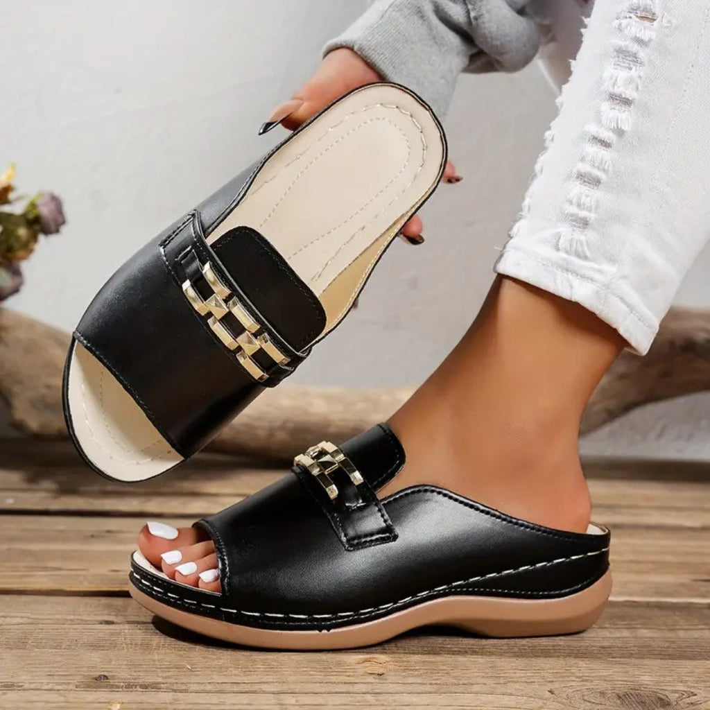 Comfy Buckle Sandals